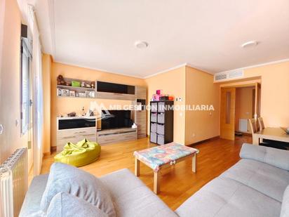 Living room of Flat for sale in Parla  with Air Conditioner