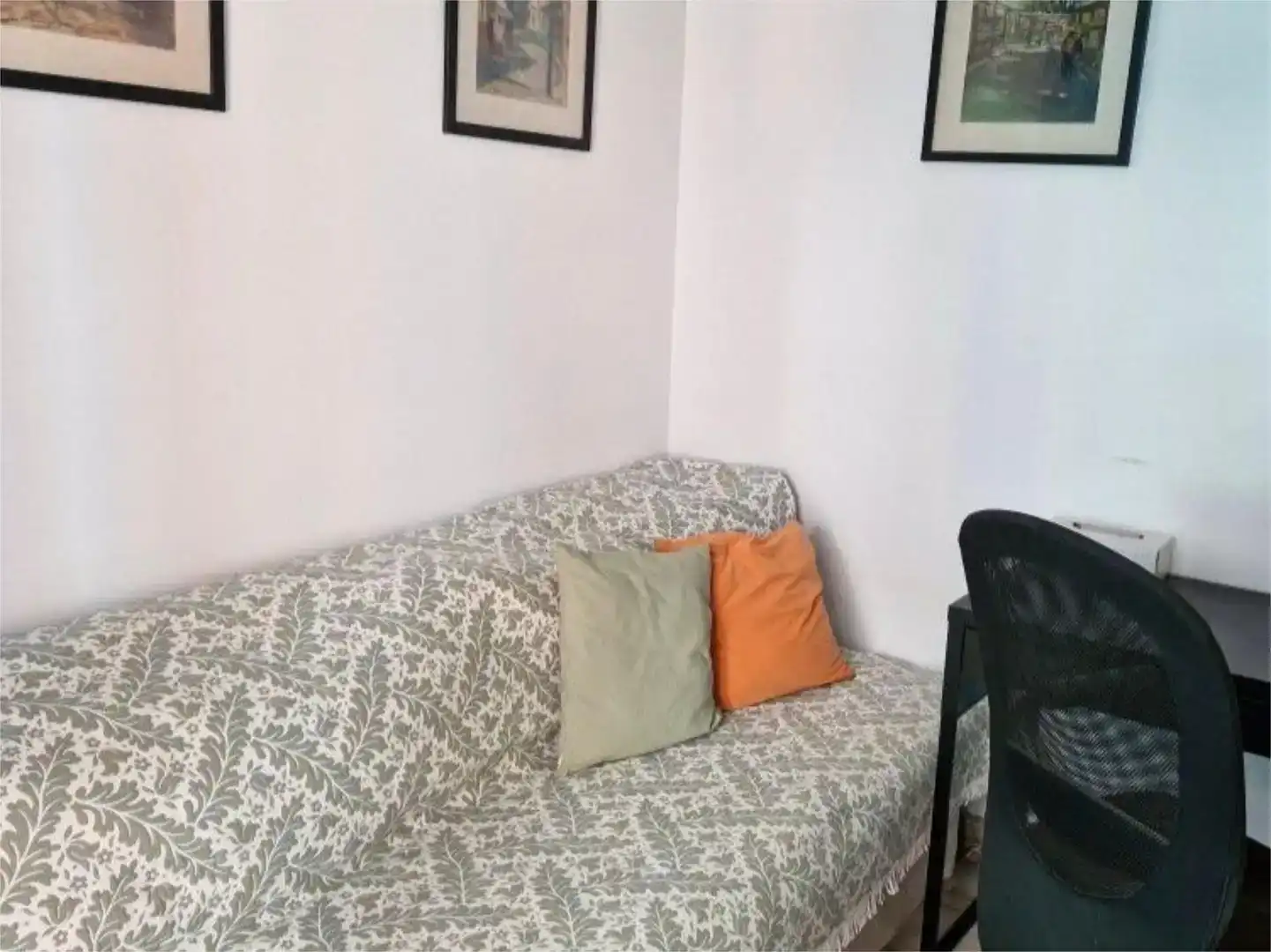 Dormitori de Pis en venda en  Barcelona Capital amb Aire condicionat i Balcó