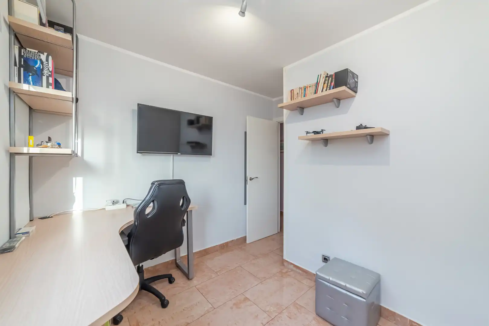 Bedroom of Attic for sale in Pinto  with Air Conditioner, Heating and Terrace