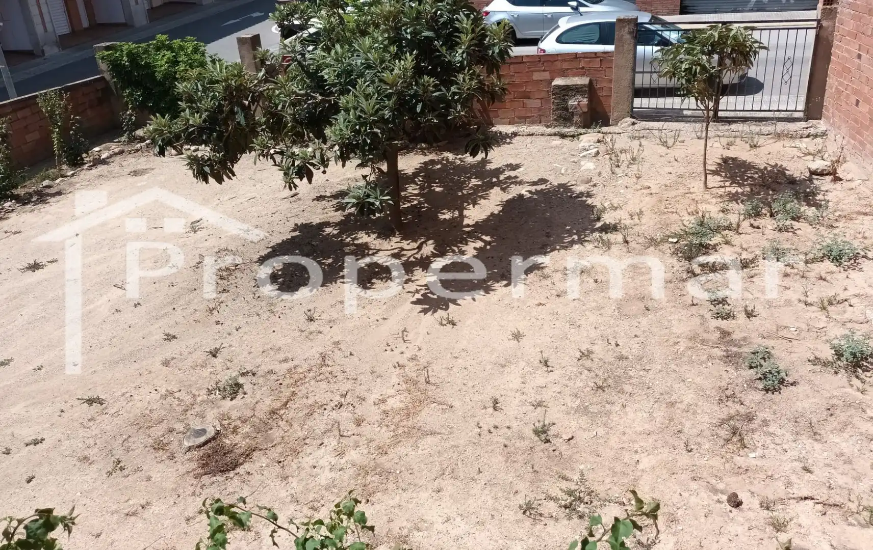 Einfamilien-Reihenhaus zum Verkauf in Parets del Vallès mit Klimaanlage, Heizung und Privatgarten