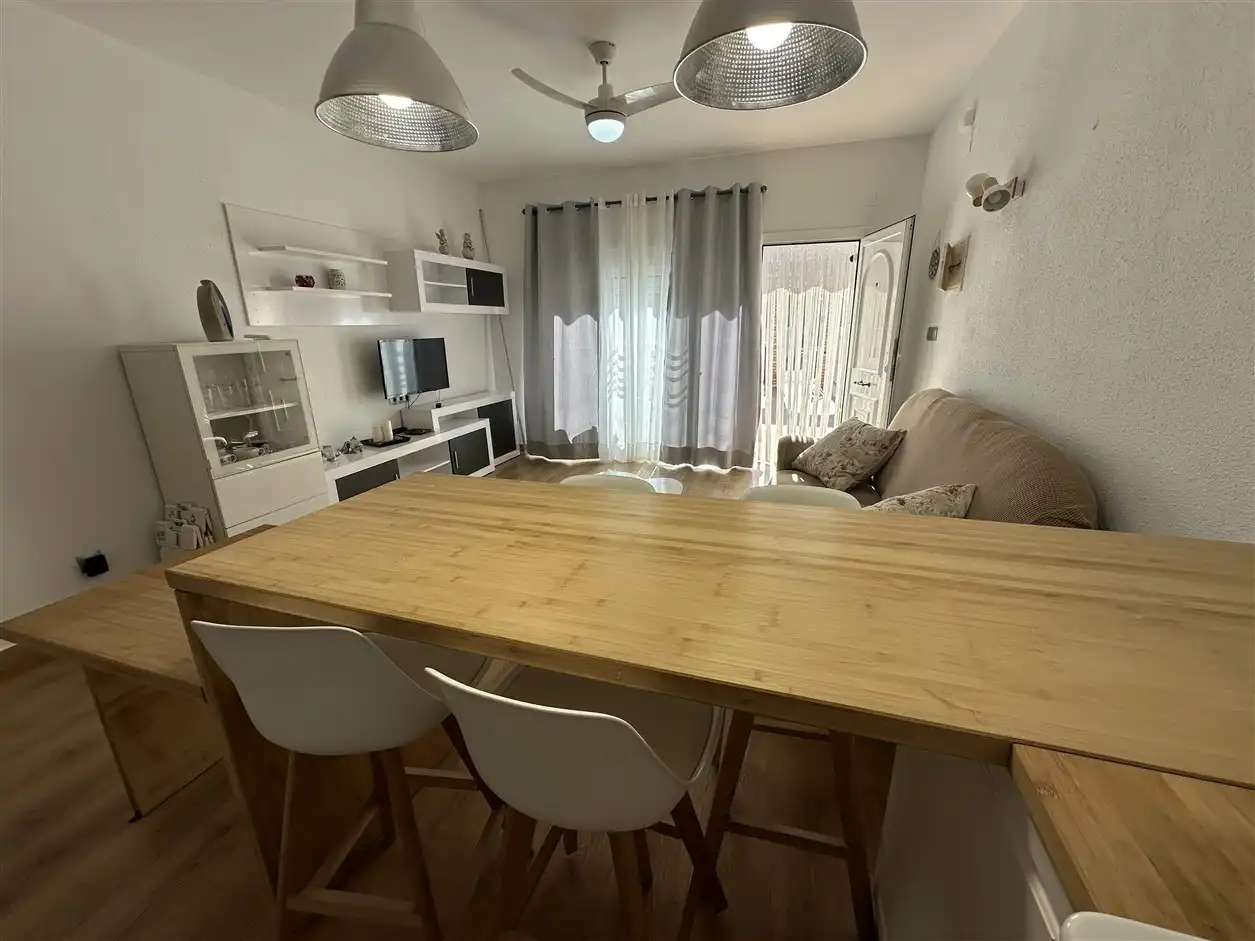 Comedor de Planta baja de alquiler en Cambrils con Terraza, Trastero y Amueblado