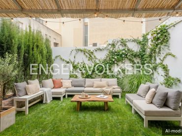 Casa con jardín en venta en El Coll