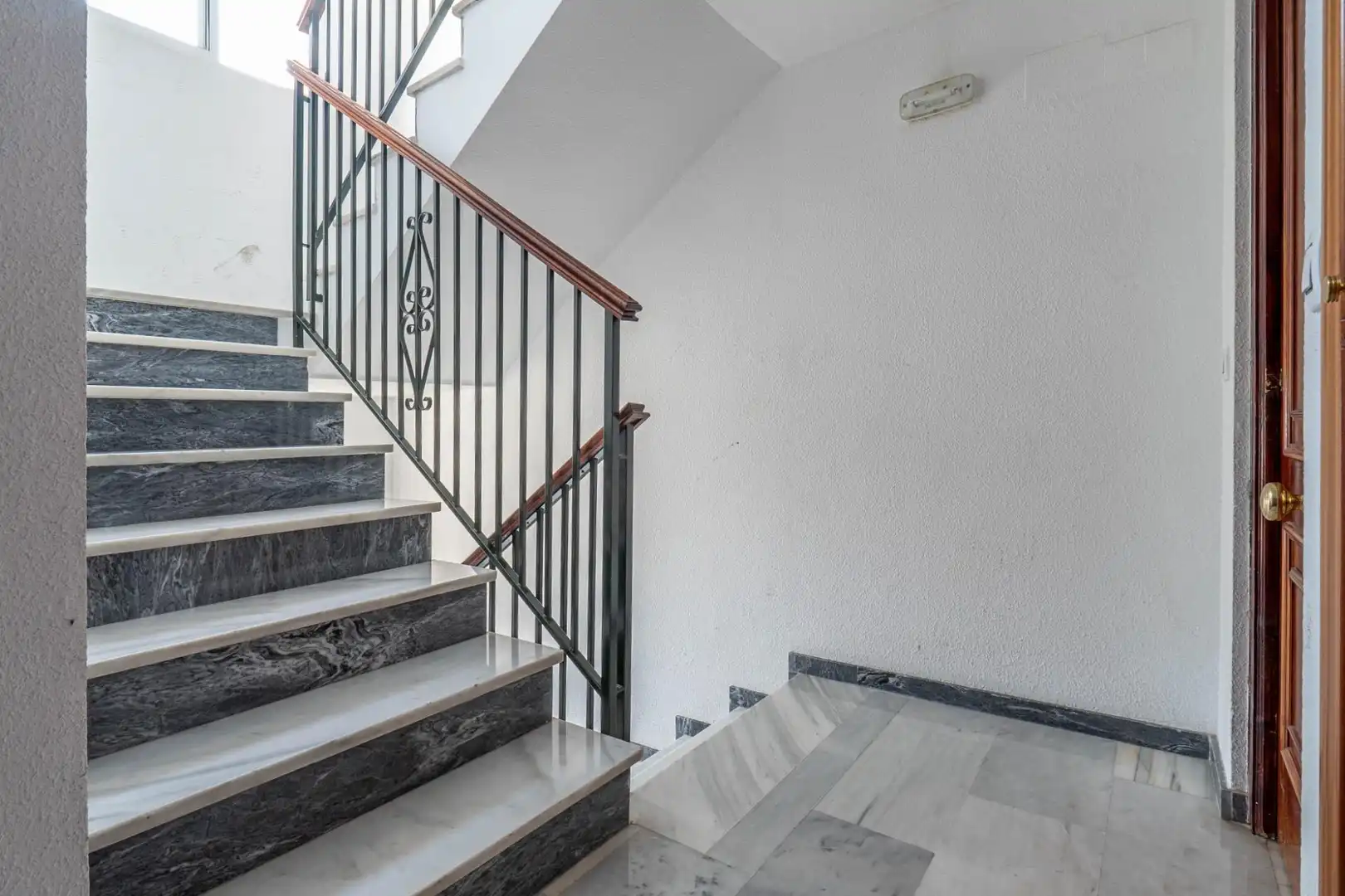 Flat for rent in Calle Calle de la Veleta, 14, Poniente