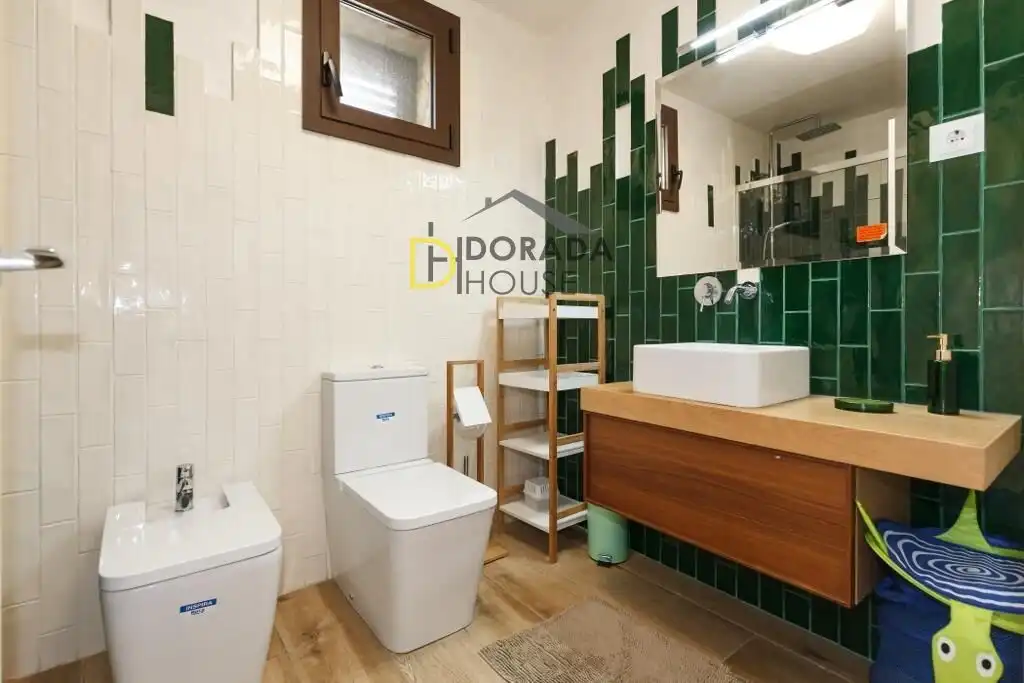 Bathroom of Houses for sale in Cambrils  with Air Conditioner, Private garden and Terrace