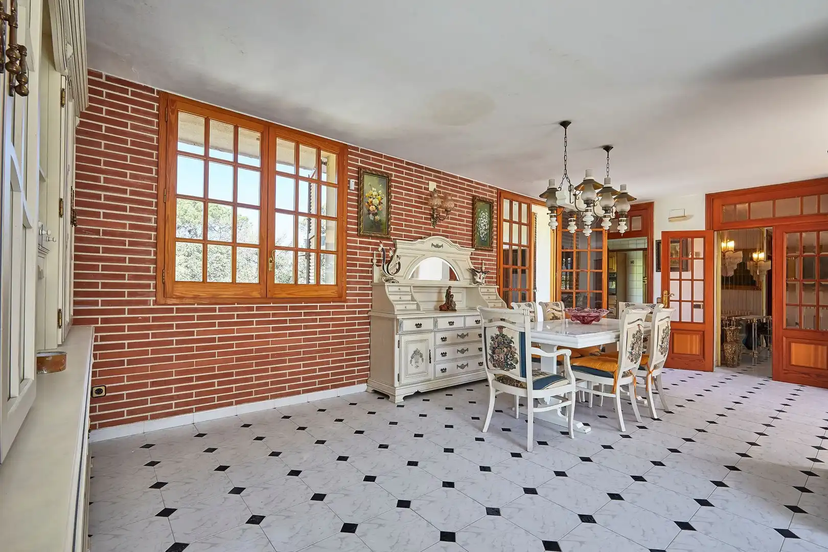 Comedor de Casa o chalet en venta en Sant Fost de Campsentelles con Calefacción, Jardín privado y Terraza