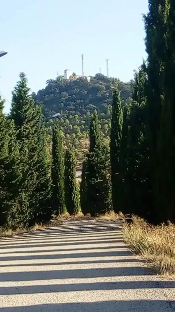 Vista exterior de Casa adosada en venta en La Peraleja   con Trastero y Balcón