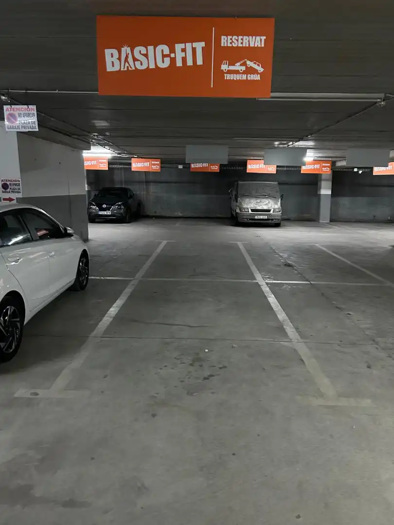 Parkplatz von Garage zum Verkauf in Rubí
