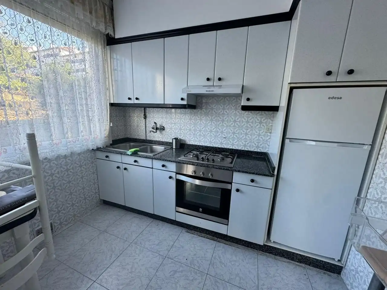 Küche von Wohnung zur Miete in Ourense Capital  mit Heizung, Terrasse und Möbliert