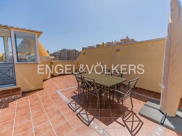 Ático con piscina en venta en Carrer Britania 12