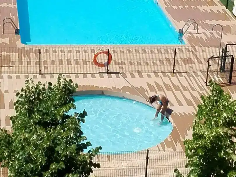 Piscina de Pis de lloguer en Pozuelo de Alarcón amb Aire condicionat, Piscina i Balcó