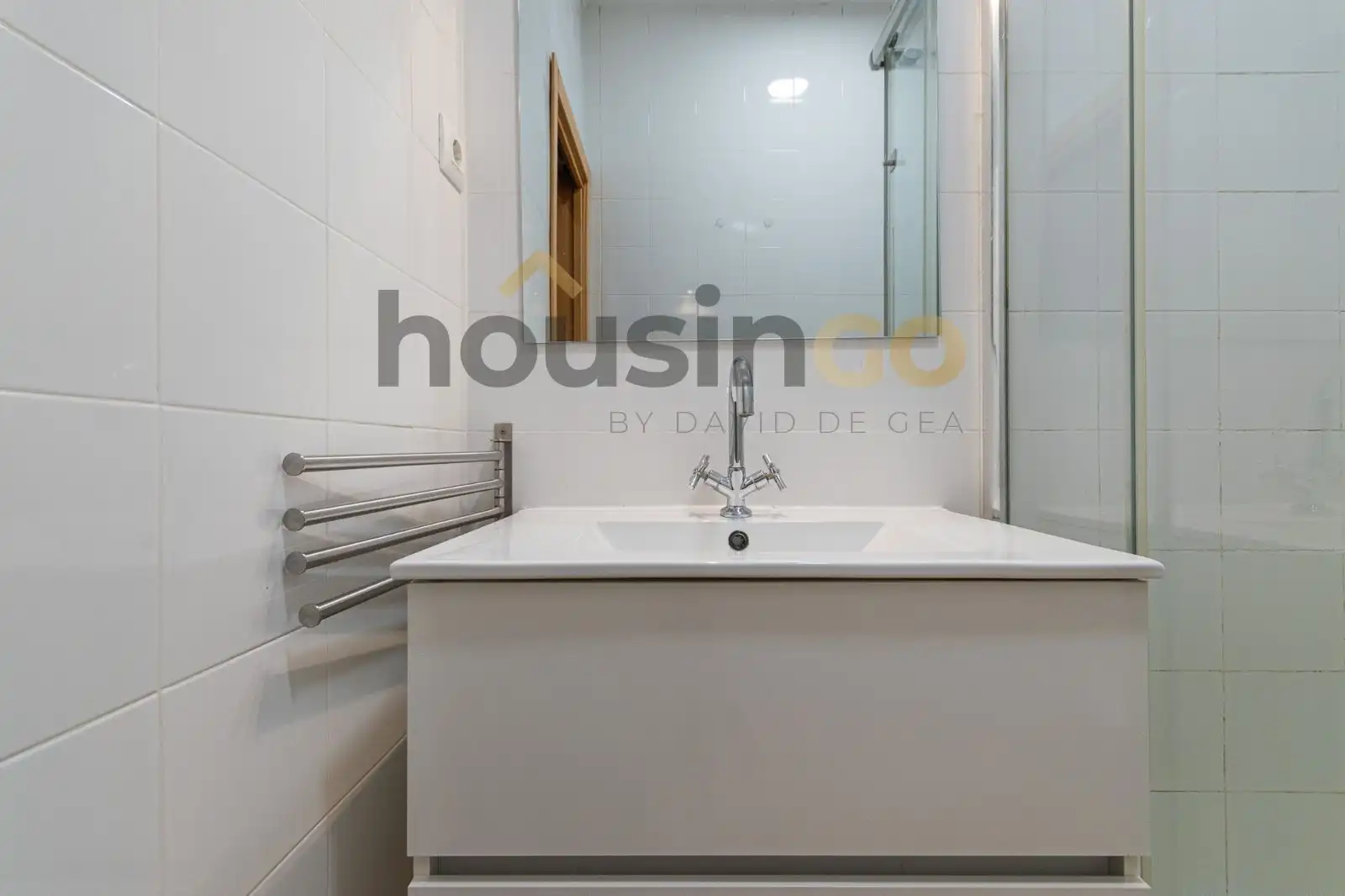 Baño de Piso de alquiler en Madrid con Aire acondicionado, Calefacción y Amueblado