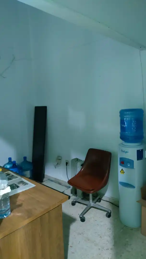 Schlafzimmer von Fabrikhallen zur Miete in Sevilla