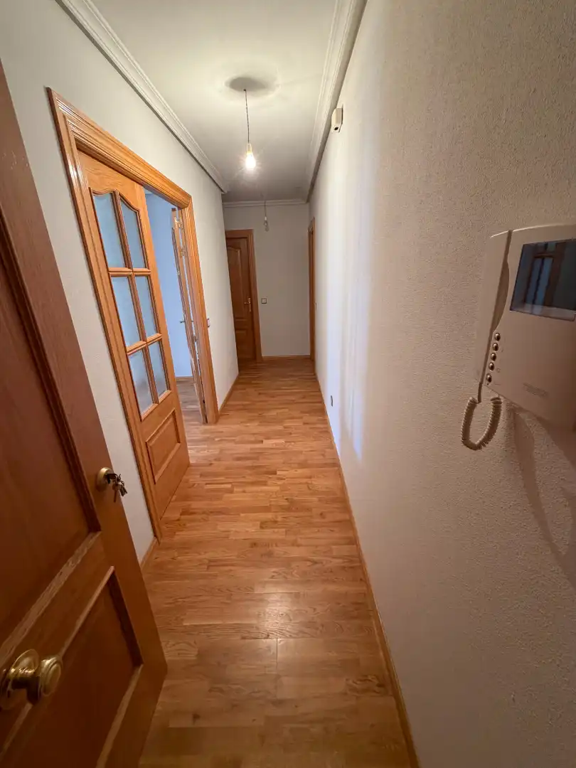 Flat with lift for sale in Calle Capitán Peñas, imagen 7