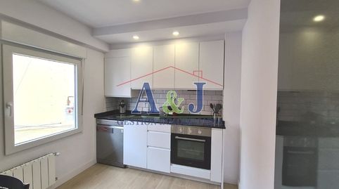 Foto 4 de Piso de alquiler en Calle Trasmiera, Los Castros, Santander