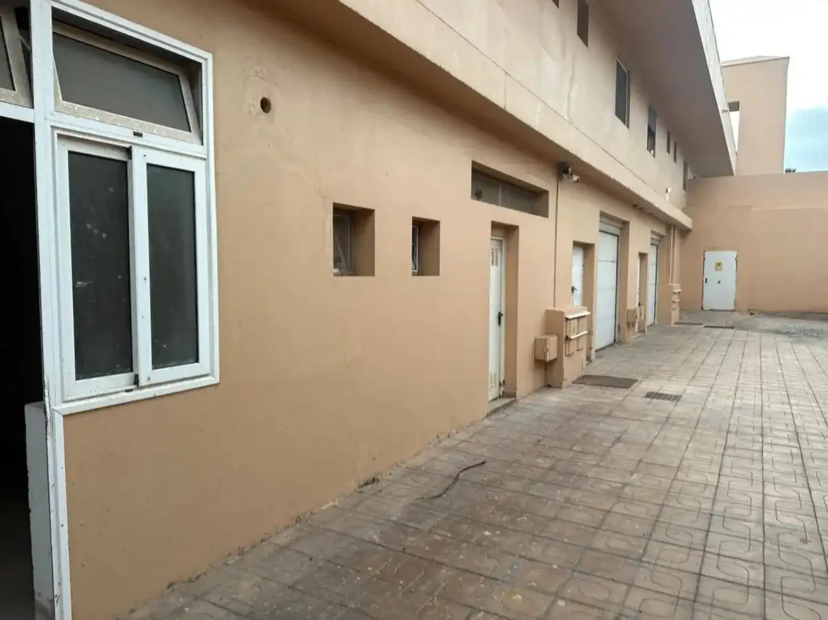 Außenansicht von Geschaftsraum zum Verkauf in La Oliva mit Möbliert