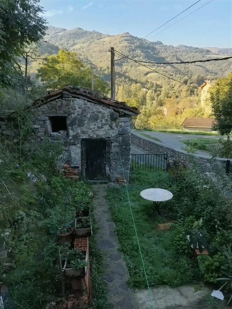Casa con giardino in vendita a Aller