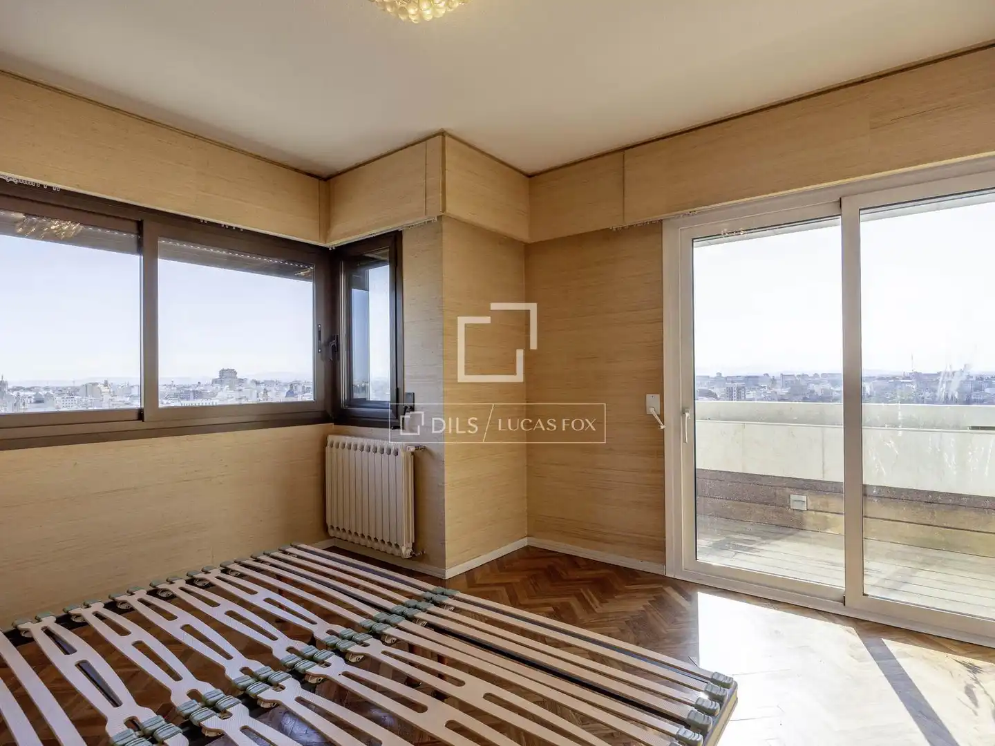 Habitación de Piso en venta en Valencia con Aire acondicionado, Calefacción y Terraza