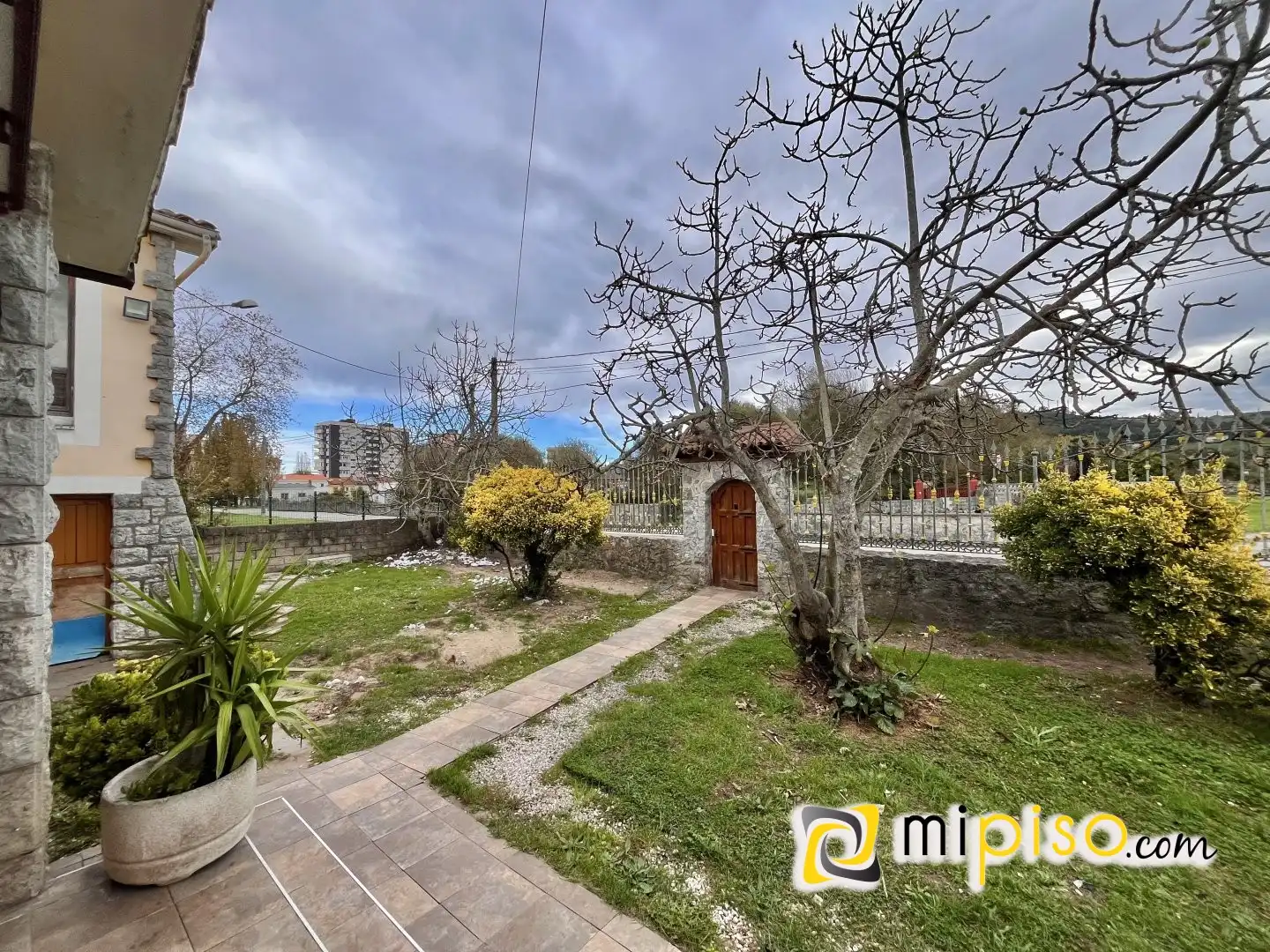 Jardín de Casa o chalet en venta en Laredo