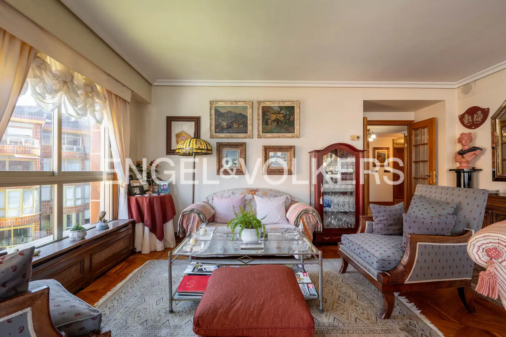 Sala de estar de Piso en venta en Zarautz con Calefacción, Parquet y Terraza