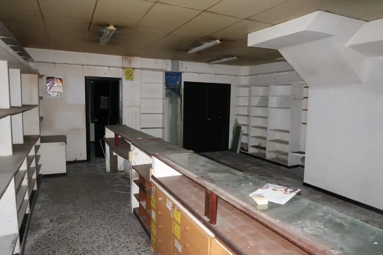 Local comercial en venda a Villa Negreira, imagen 4