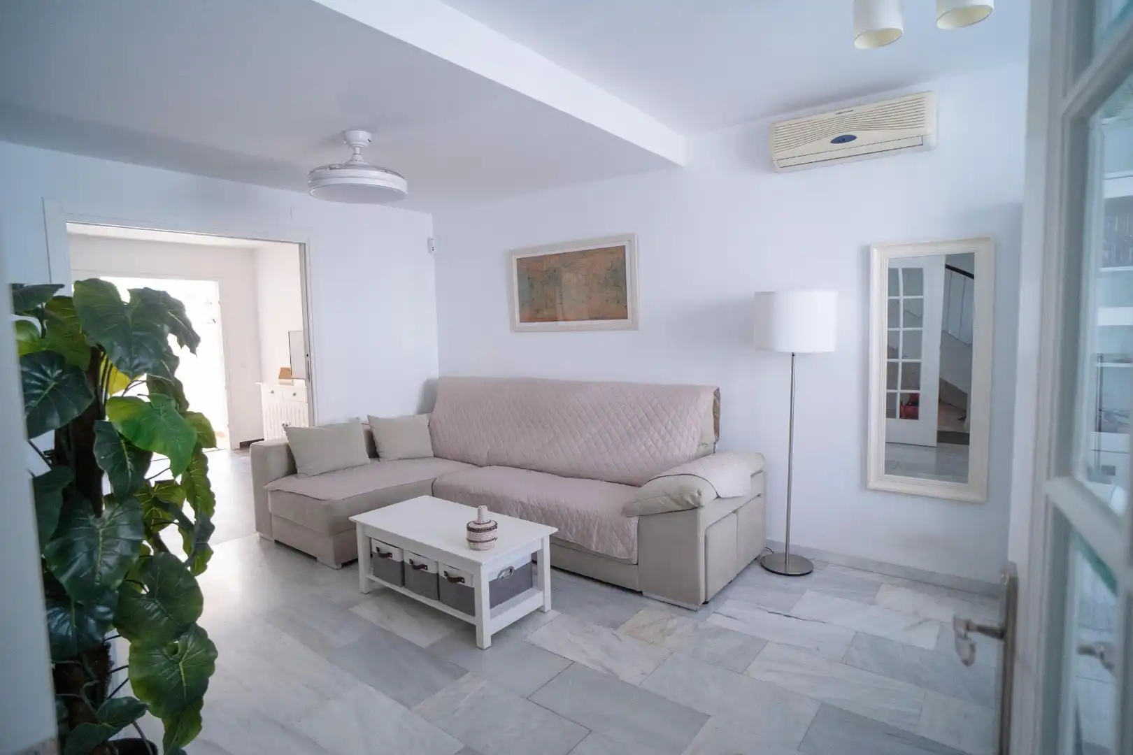 Wohnung mit Terrasse zum Verkauf in Las Lagunas, imagen 2