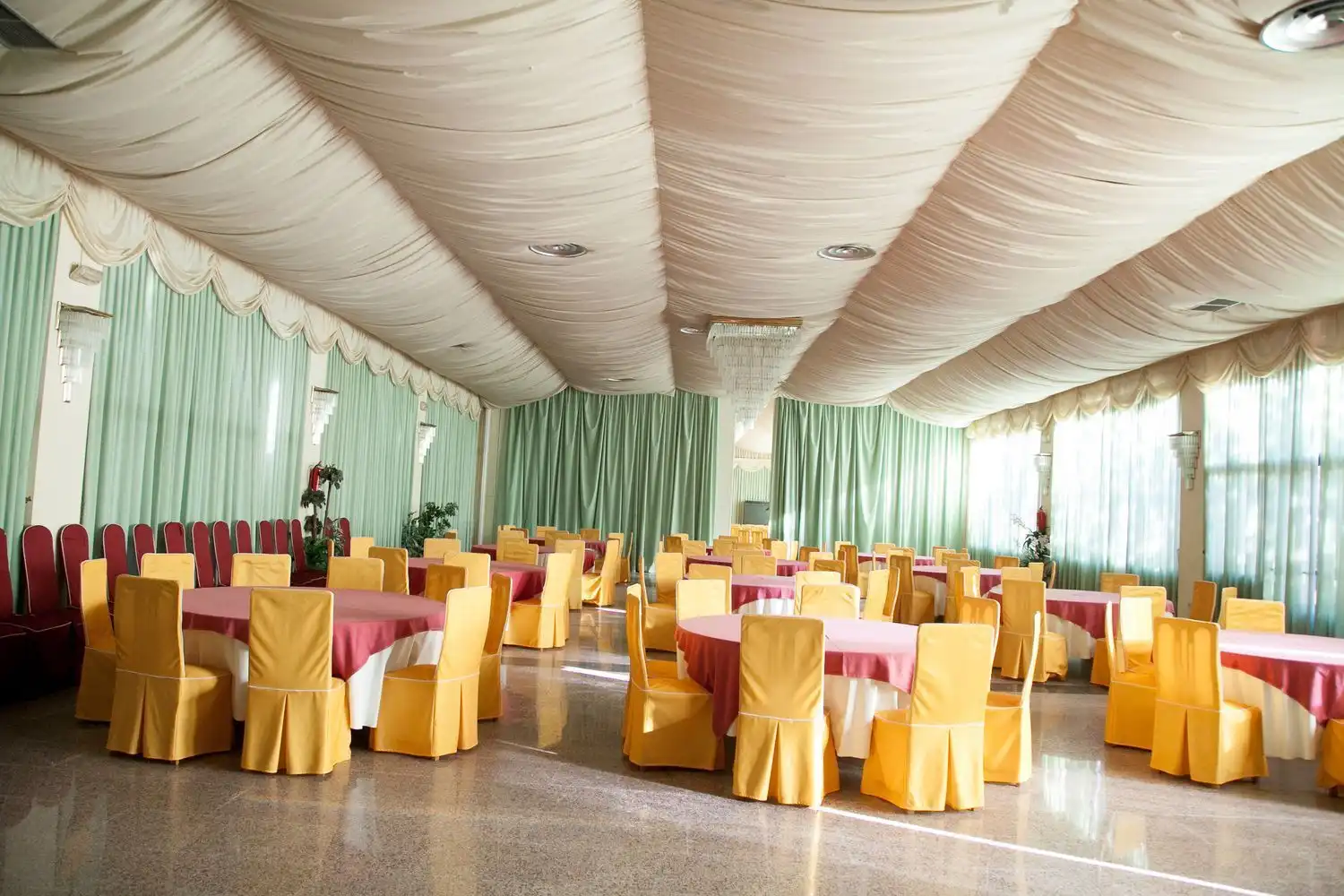 Comedor de Edificio en venta en Villalbilla