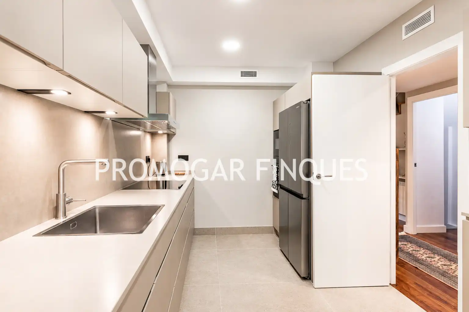 Küche von Maisonette zum Verkauf in Sant Feliu de Llobregat mit Klimaanlage, Heizung und Privatgarten