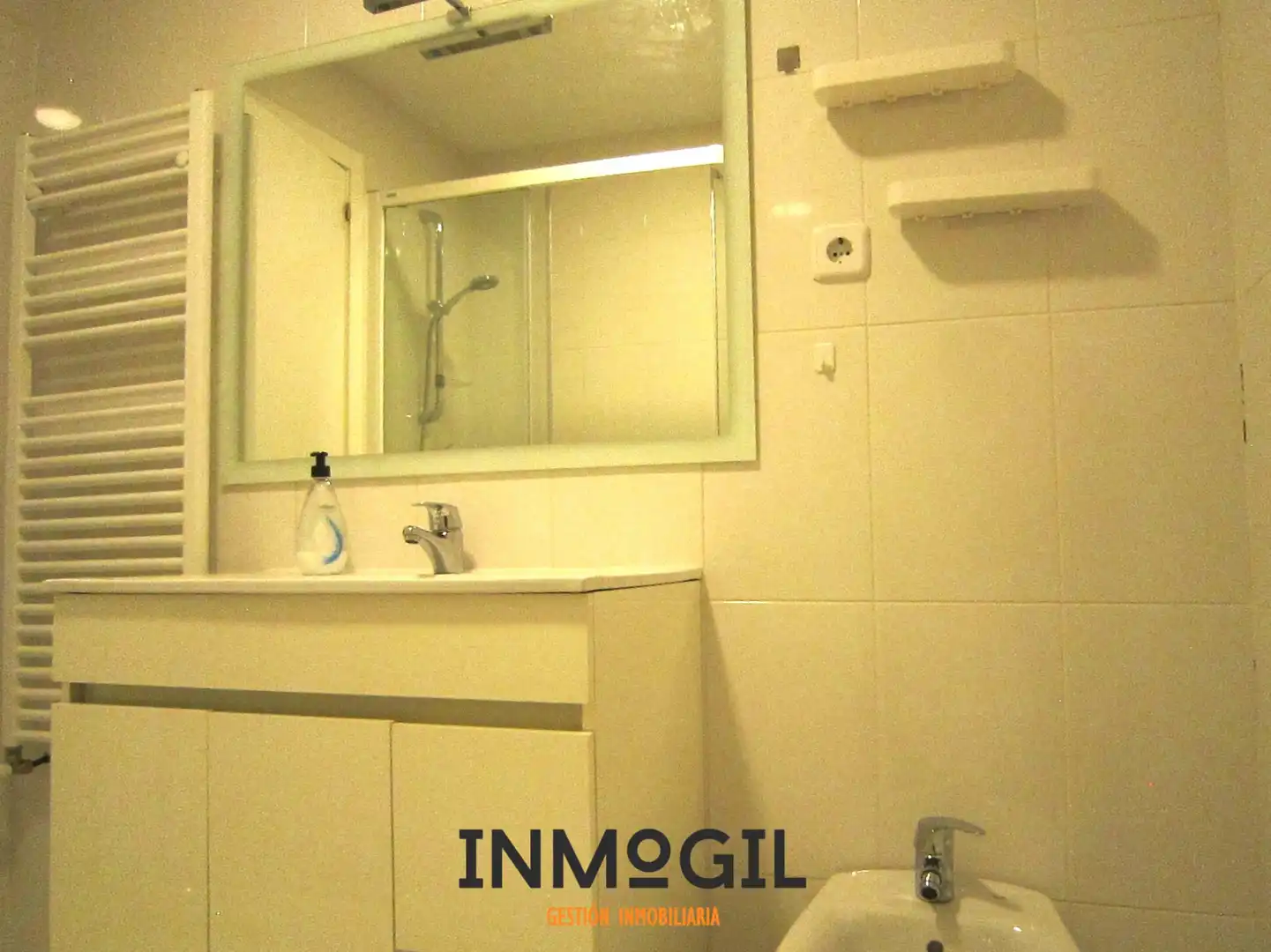 Badezimmer von Wohnung zum Verkauf in Navacerrada mit Heizung, Terrasse und Ofen