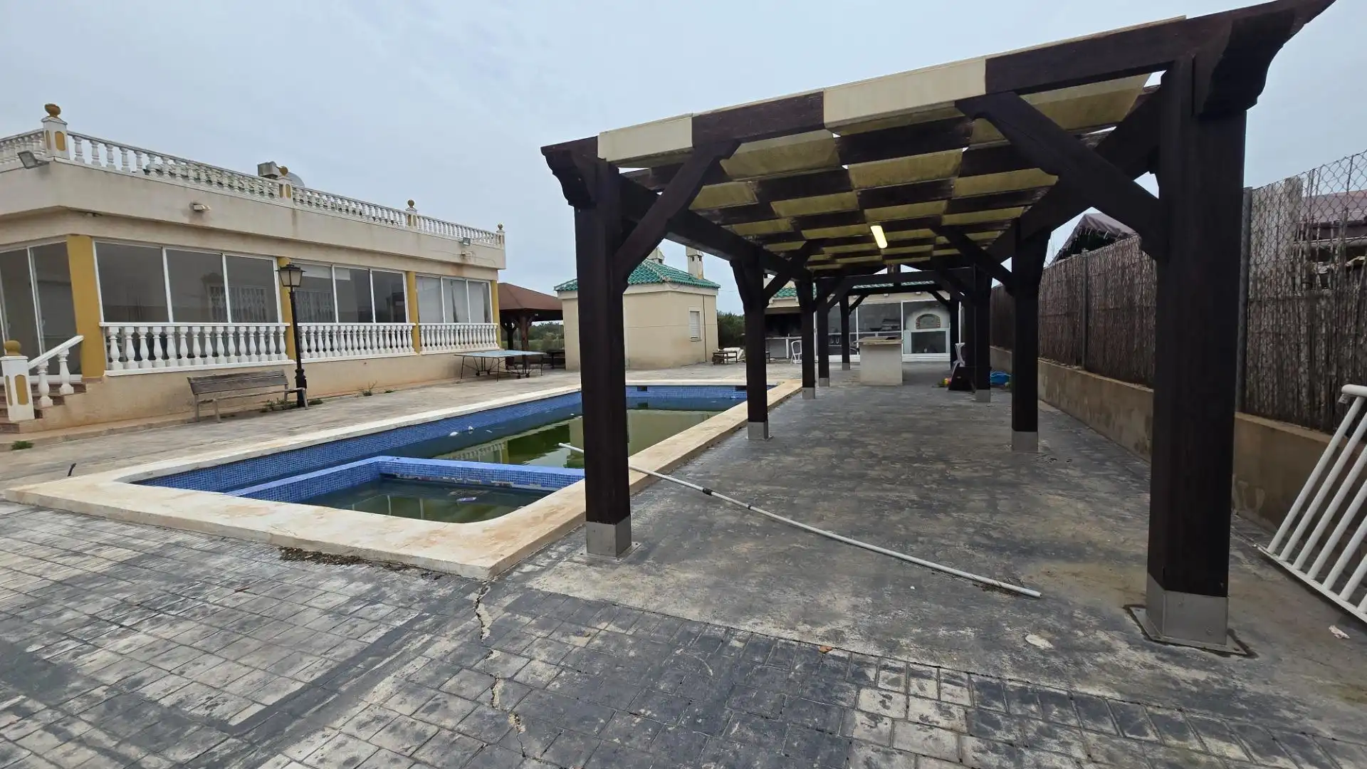Piscina de Casa o xalet en venda en Elche / Elx amb Aire condicionat, Terrassa i Traster