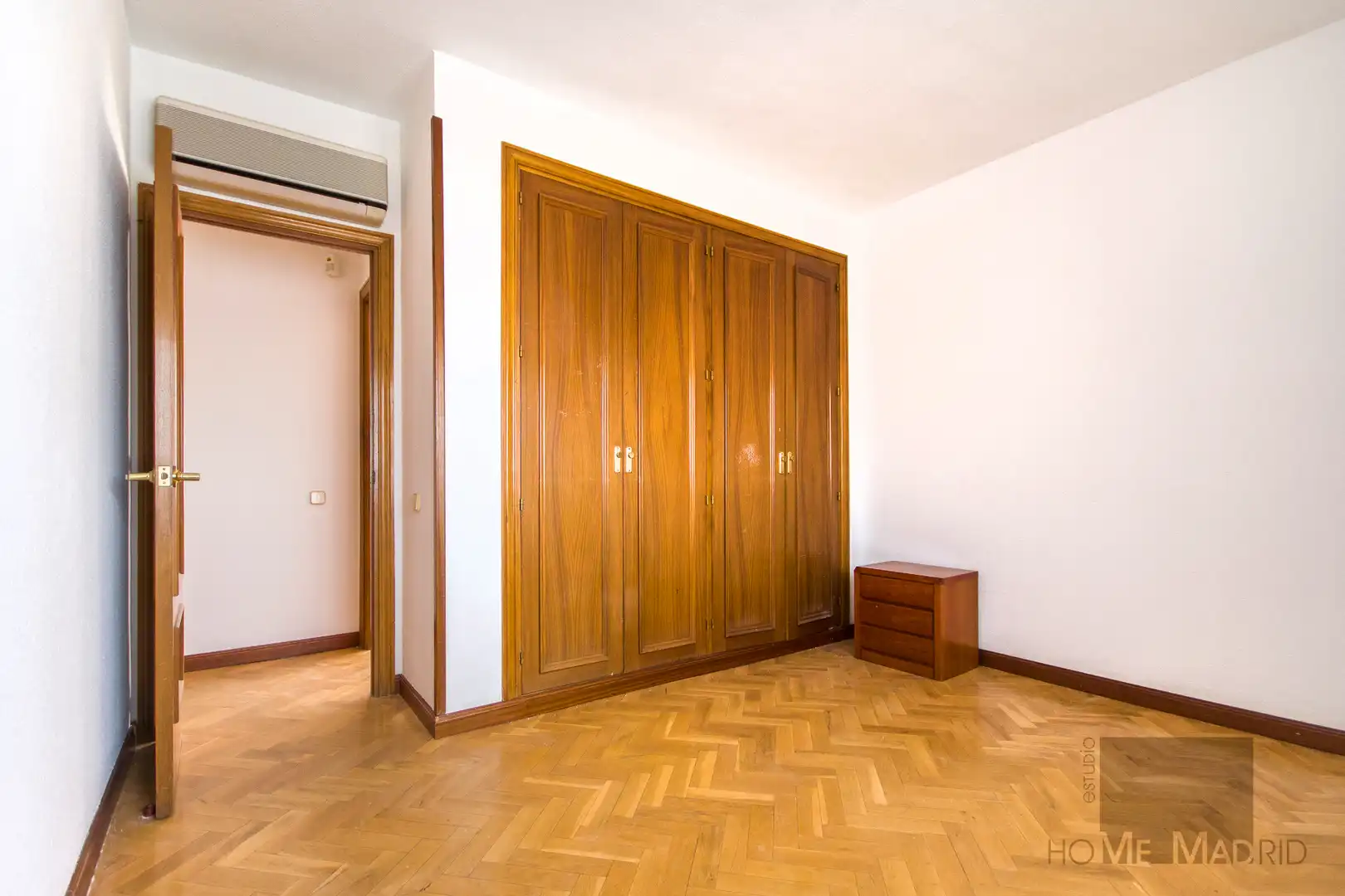 Bedroom of Attic for sale in Madrid  with Air Conditioner, Heating and Terrace