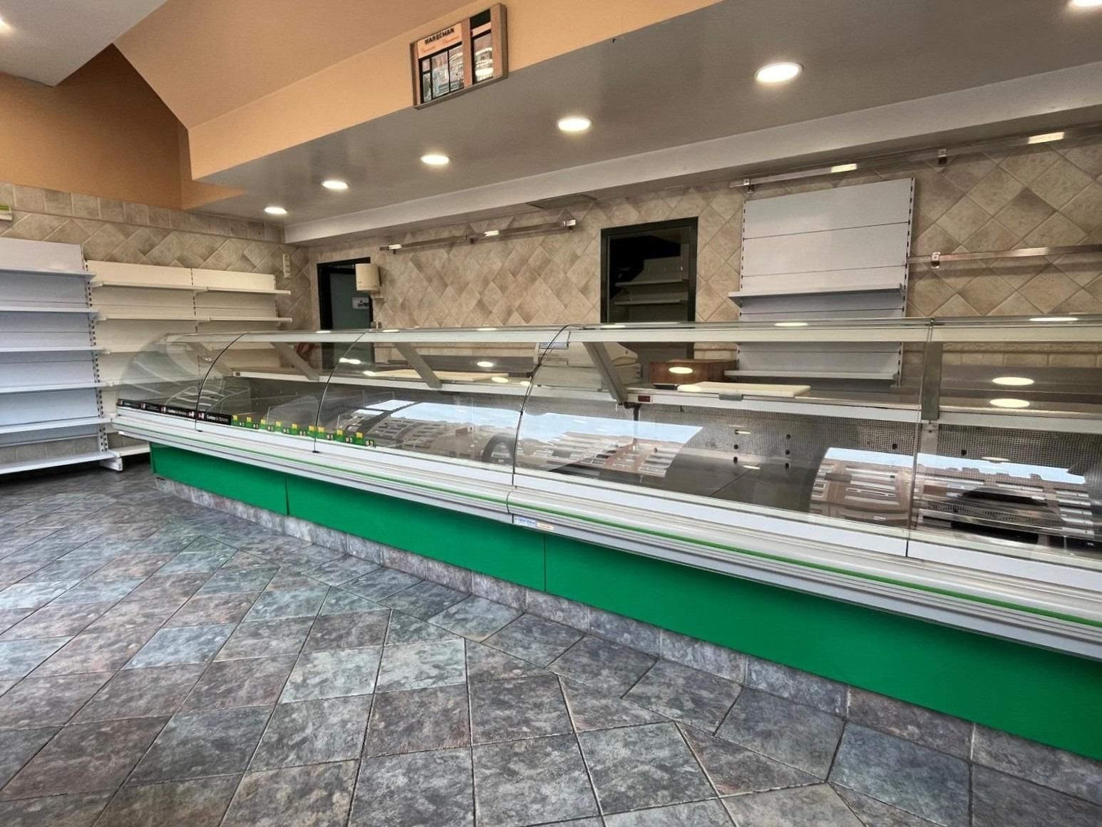 Premises for sale in  Pamplona / Iruña  with Furnished