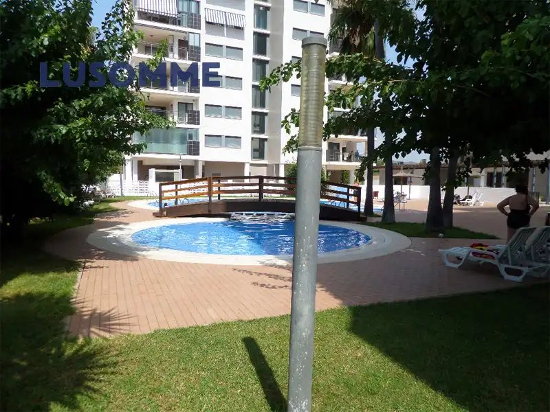 Schwimmbecken von Maisonette zum Verkauf in Oropesa del Mar / Orpesa mit Klimaanlage, Terrasse und Abstellraum