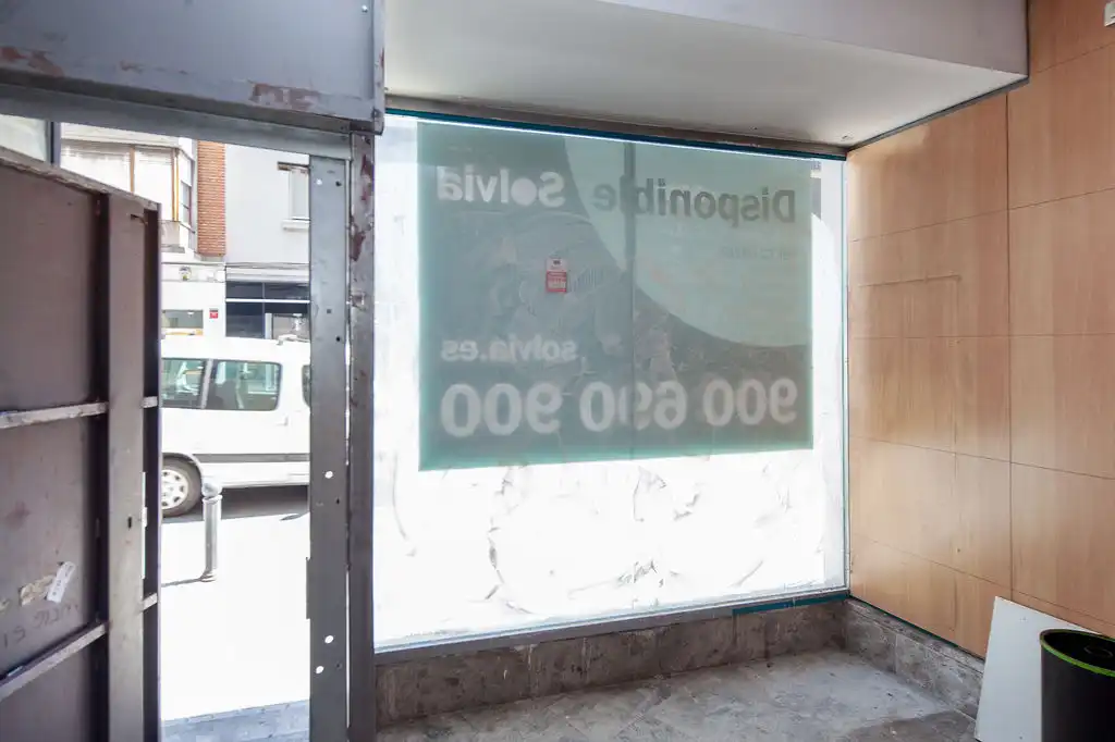 Local commercial à louer à C/ Poeta Querol, imagen 3