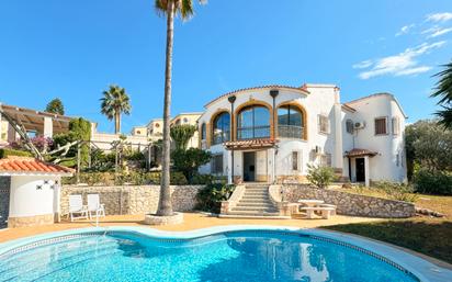 Vista exterior de Casa o xalet en venda en Dénia amb Aire condicionat, Calefacció i Terrassa