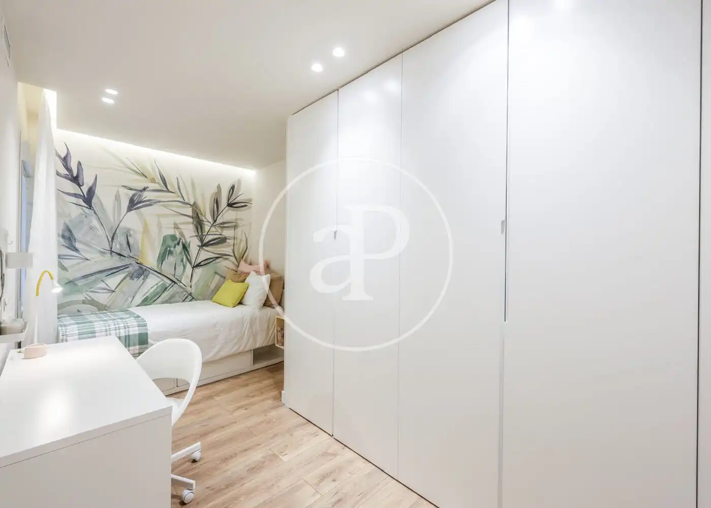 Schlafzimmer von Wohnung zum Verkauf in Madrid mit Klimaanlage, Heizung und Möbliert