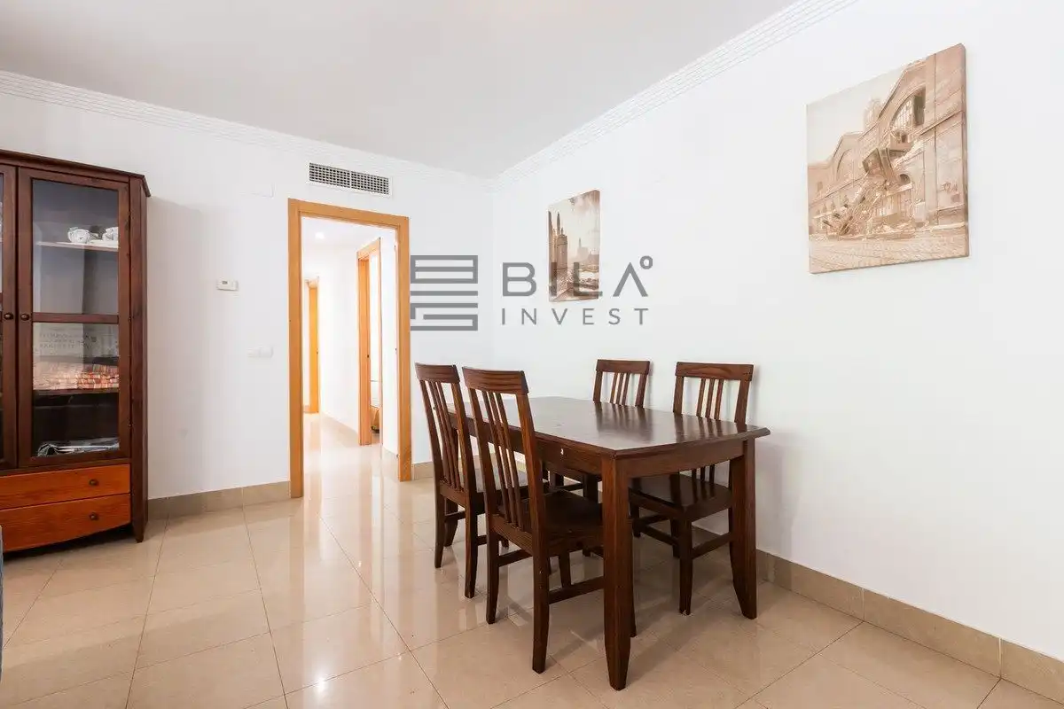 Dining room of Flat for sale in Marbella  with Air Conditioner, Terrace and Swimming Pool