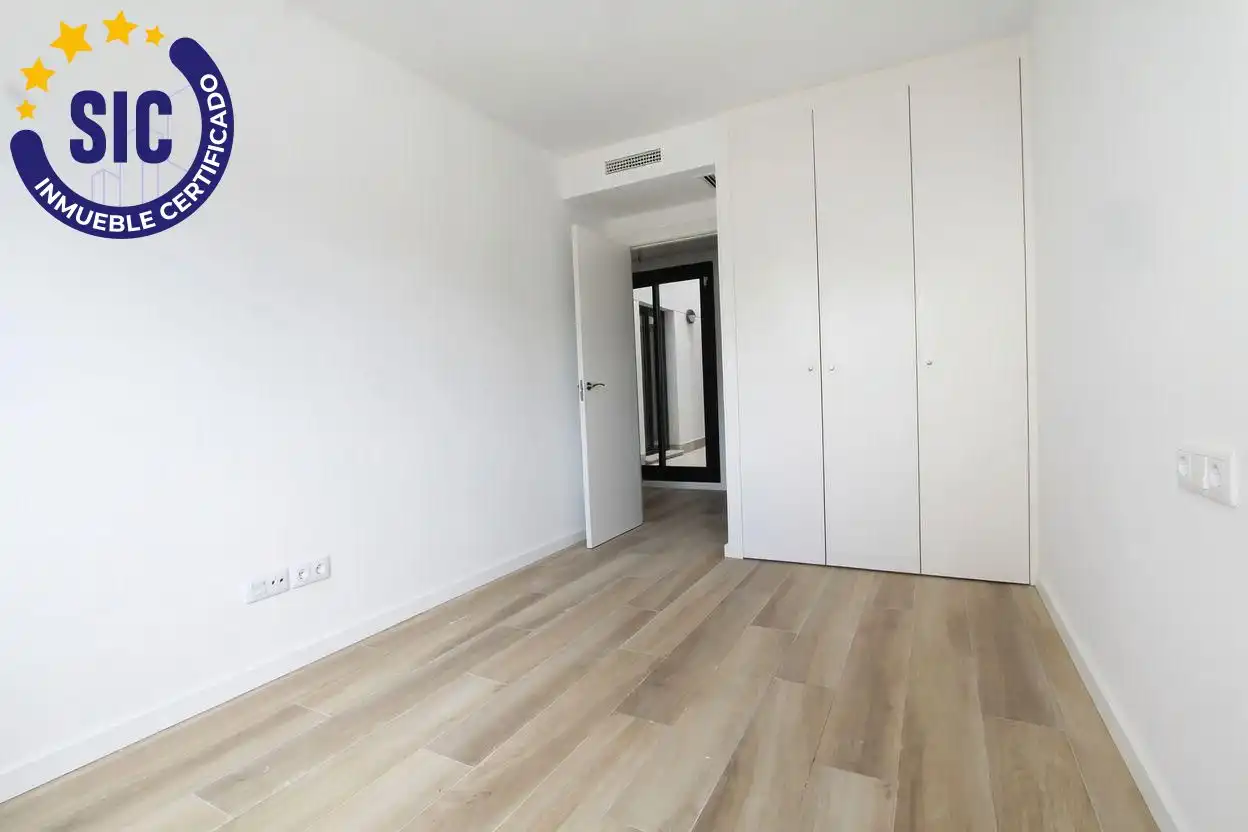 Habitación de Piso en venta en Paterna con Aire acondicionado, Calefacción y Terraza