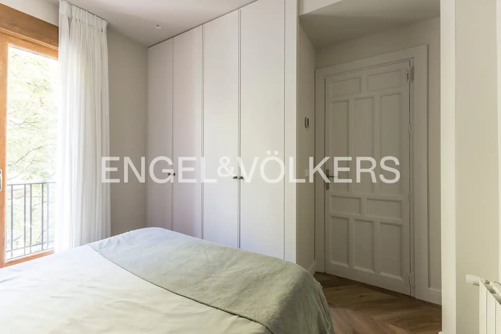 Schlafzimmer von Wohnung zum Verkauf in Madrid mit Klimaanlage, Heizung und Parkett