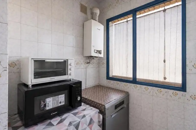 Cuina de Pis en venda en Granada amb Aire condicionat, Calefacció i Terrassa