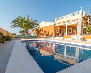 Swimming pool of House or chalet for sale in Torrevieja