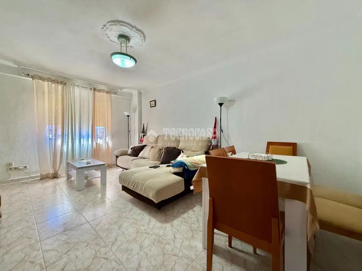 Sala de estar de Piso en venta en Alcalá de Henares con Calefacción y Terraza