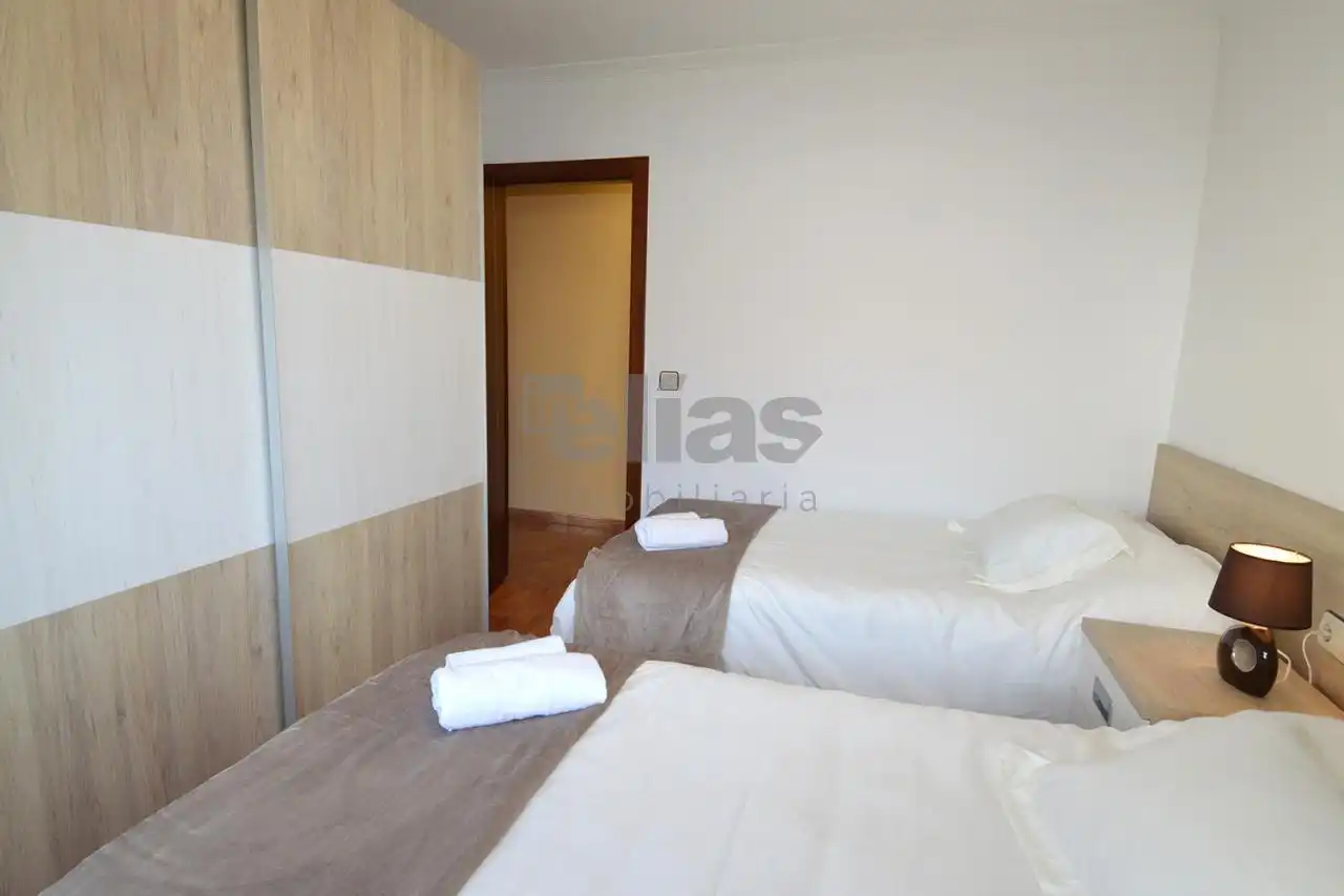 Dormitori de Pis en venda en Camariñas amb Calefacció, Terrassa i Traster