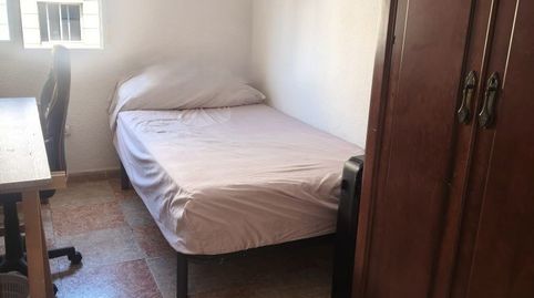 Foto 4 de Piso de alquiler en Ciudad Jardín - Zoco, Córdoba Capital