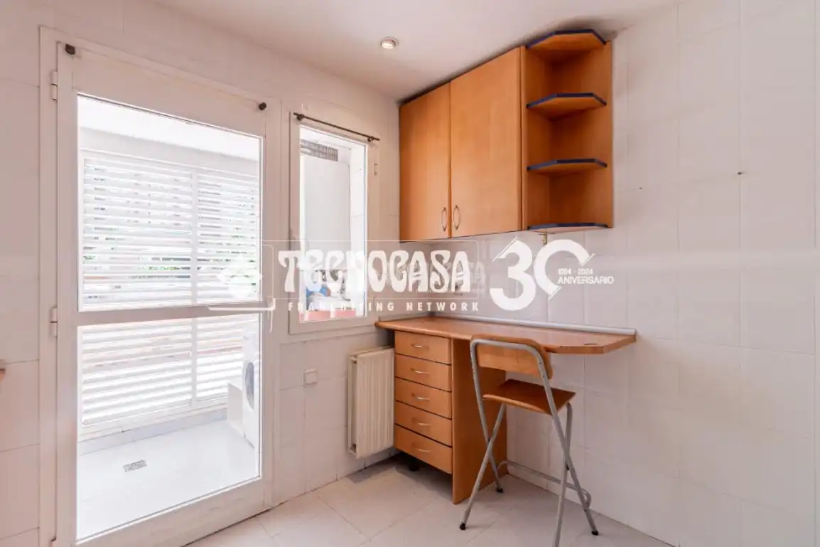 Cuina de Pis en venda en Madrid amb Parquet i Terrassa