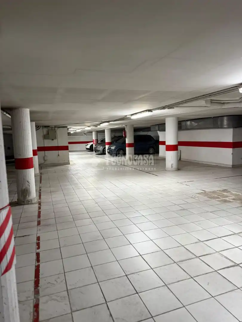 Aparcament de Garatge en venda en Manresa