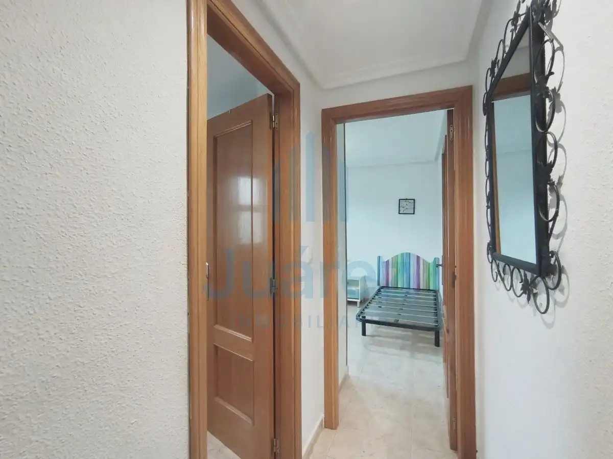Piso en venta en Alicante / Alacant con Aire acondicionado, Calefacción y Terraza