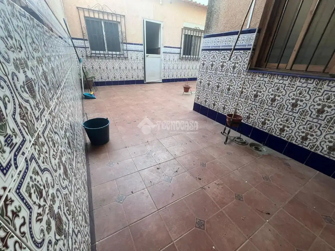 Terrassa de Casa o xalet en venda en Dos Hermanas