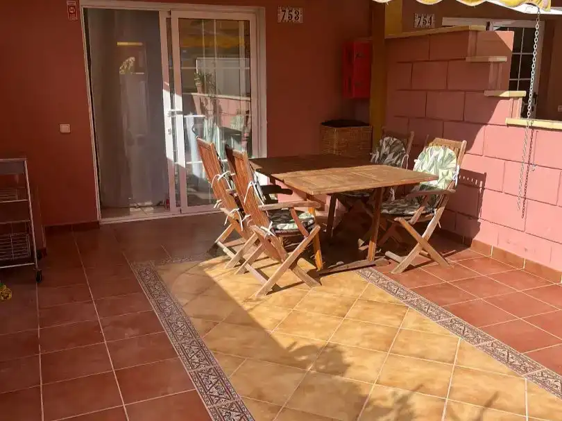 Terrasse von Maisonette zur Miete in San Bartolomé de Tirajana mit Klimaanlage, Schwimmbad und Möbliert