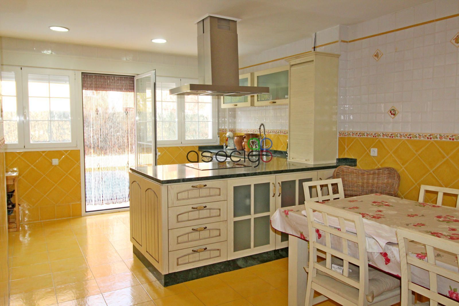Kitchen of Houses for sale in Guadalajara Capital  with Heating, Storage room and Swimming Pool