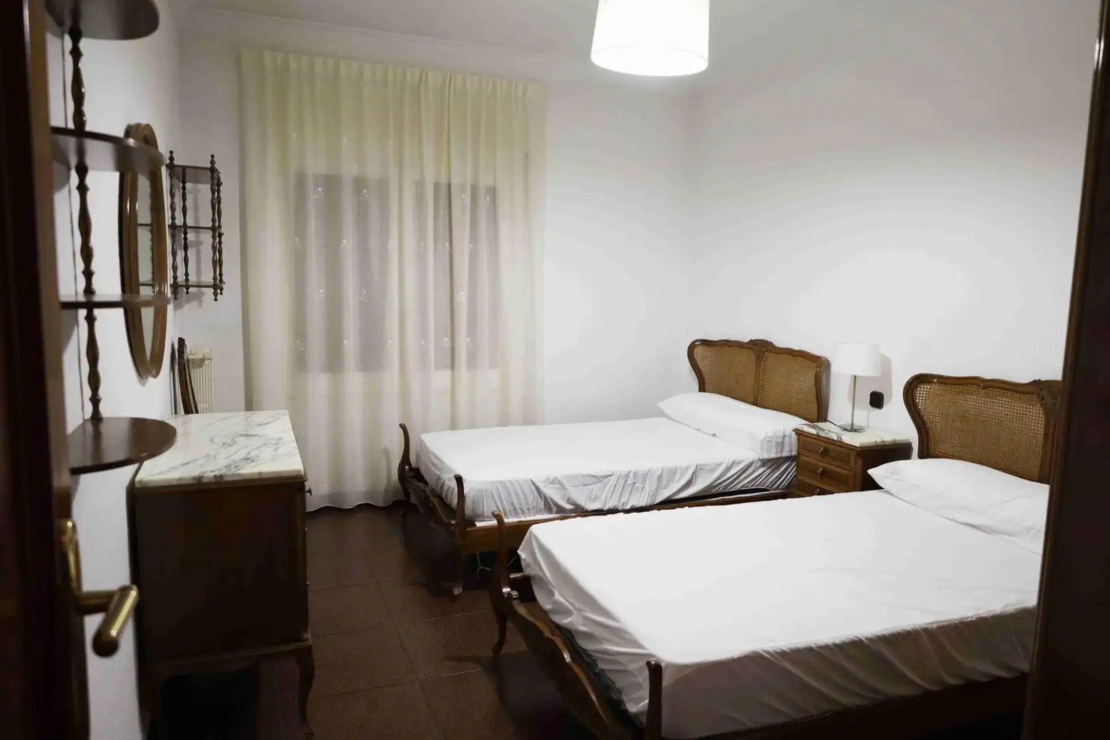 Habitación de Piso en venta en Alcañiz con Aire acondicionado, Calefacción y Trastero